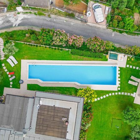 Piscina Panoramica - La Casa Volante Villa Сояно дел Лаго Екстериор снимка