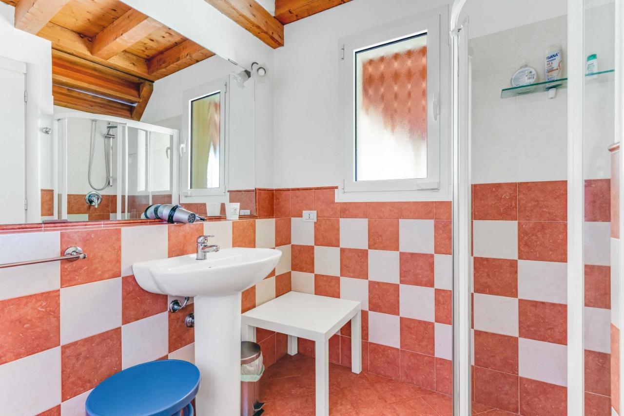 Piscina Panoramica - La Casa Volante Villa Сояно дел Лаго Екстериор снимка