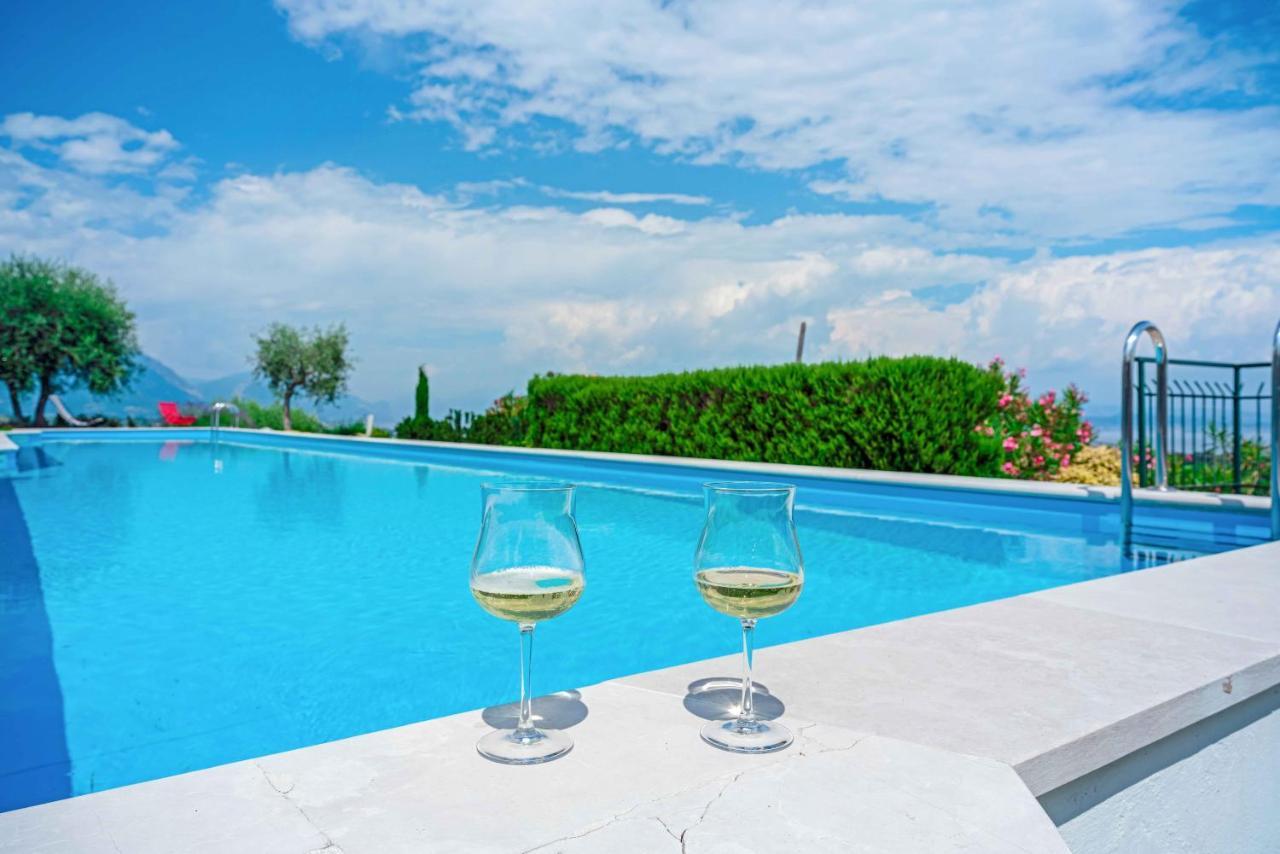 Piscina Panoramica - La Casa Volante Villa Сояно дел Лаго Екстериор снимка