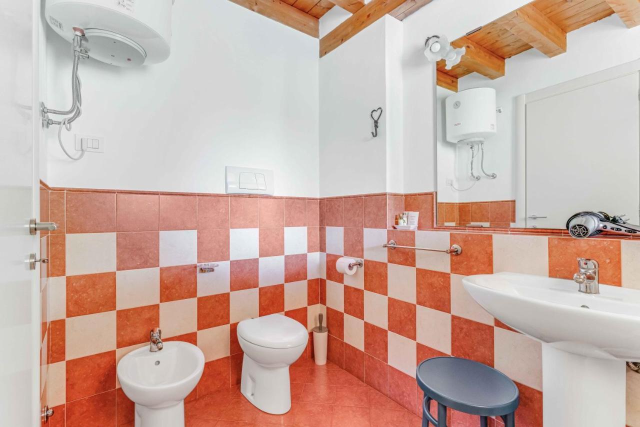 Piscina Panoramica - La Casa Volante Villa Сояно дел Лаго Екстериор снимка